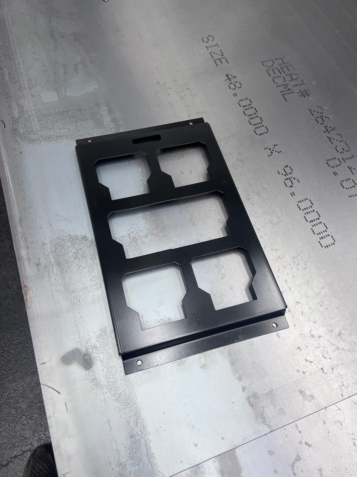 packout low profile mount